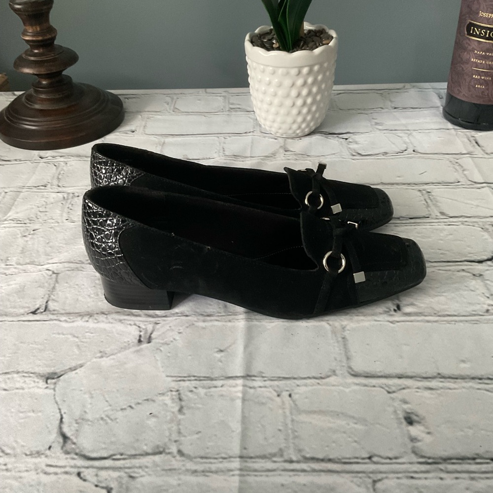 Life Stride Black Heel Loafers – Women’s Size 7